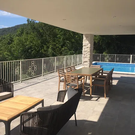 빌라 Carmen 오파티아