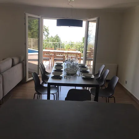 Carmen Вілла Опатія